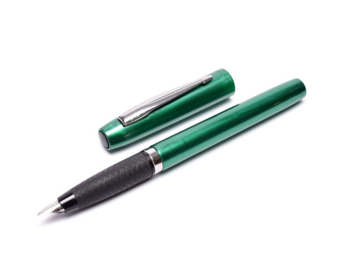 Vintage Chrome Trim Green Parker Reflex M Medium Size Nib Fountain Pen Made in UK