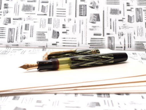 Reform LUXUS Original Never Used Amazing Art Deco 1930s Chevron "Tiger Eye" Jade Green Celluloid w/14K Super Flex Nib Fountain Pen from the "Attic Find"