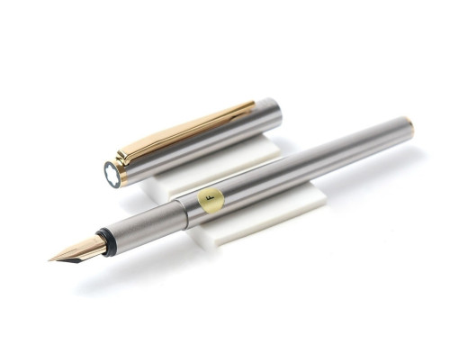 Stunning 1980s Oversize MONTBLANC Noblesse Oblige Gold & Matte Steel 14K F Gold Nib Fountain Pen