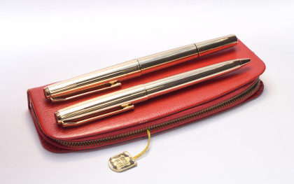 Stunning Rare Mint 1960s Pelikan M60 / 60 Type II Rolled Gold Fountain Pen 18K HEF Nib & Ballpoint Pen Set in Red Leather Pouch