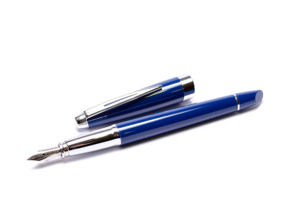 Cross Aventura Dark Starry Blue Stainless Steel M Medium Nib Converter/ Cartridges Fountain Pen in Box + 2 Cartridges