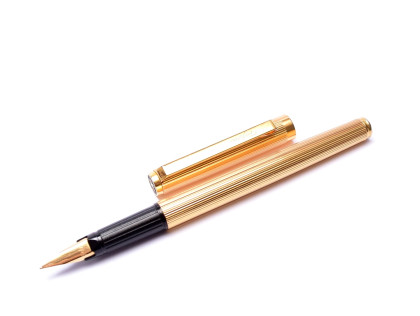 Vintage 1980s REFORM 24K All Over Gold Plated Godron Special Elongated KF Nib Cartridge/Converter Fountain Pen