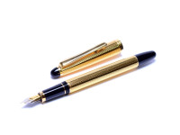 Rare 1980s Modern Reform Gold Plated Barelycorn Guilloce Two Tone Nib Fountain Pen - One of the Last Reform Fountain Pens