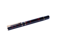 waterman laureat red shadowed marble fountain pen