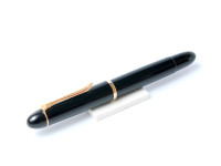 1955 Pelikan 140 All Black Fountain Pen 14K Gold Flexible Nib