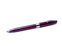 Rare 1970’s Sheaffer 330 Made in Australia Fountain Pen Burgundy Bordeaux Red F Fine Steel Nib