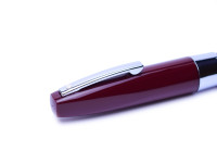 Rare 1970’s Sheaffer 330 Made in Australia Fountain Pen Burgundy Bordeaux Red F Fine Steel Nib