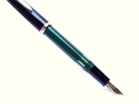 Rare 1960s Reform 4328 Round Green & Black 14K Gold Fully Flexible F to 3B Nib Piston Fountain Pen
