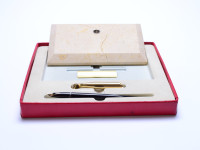 1960s Sheaffer Imperial with Desk Base Marble/Granite Stand 14K Semi-Flex EF Extra Fine Nib Fountain Pen