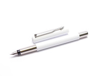 Original 2006 NOS in Box PARKER Vector Made in UK Classic White Cartridge Fountain Pen F Fine Nib