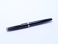1960's Reform 4388 Triangular Black Flexible Hooded Gold Nib Fountain Pen