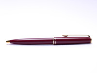 MONTBLANC Classic "Generation" Maroon Burgundy Bordeaux Red & Gold Ballpoint Pen