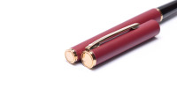 NOS 1990s Sheaffer Fashion II Model 263 Ladi's Maroon Burgundy Red Matte Finish with Gold Trim Fountain Pen Made in USA