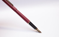 NOS 1990s Sheaffer Fashion II Model 263 Ladi's Maroon Burgundy Red Matte Finish with Gold Trim Fountain Pen Made in USA