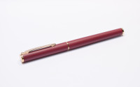 NOS 1990s Sheaffer Fashion II Model 263 Ladi's Maroon Burgundy Red Matte Finish with Gold Trim Fountain Pen Made in USA