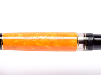 Beautiful Vintage Aurora SOLE Optima Limited Edition Yellow/Amber Orange Marble 14K Gold M Medium Nib Piston Fountain Pen