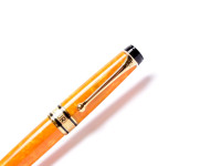 Beautiful Vintage Aurora SOLE Optima Limited Edition Yellow/Amber Orange Marble 14K Gold M Medium Nib Piston Fountain Pen