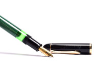 Vintage Mint 1955 Pelikan 120 Type I Black & Green M Medium Gold Plated Nib Piston Fountain Pen