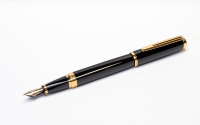Gentleman's Pen Waterman "Ideal Black" Exception GT Black Lacquer & Gold Square Body Fountain Pen w/ 18K M Nib In Box