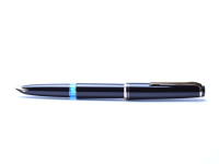 Large 1960s Black Resin MONTBLANC No.24 14K 585 Gold EF Nib Piston Fountain Pen