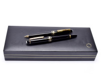 1991 Small Mini Montblanc Meisterstuck Masterpiece W. A. Mozart Black Resin & Gold Fountain & Pencil Set in Box