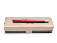 Original 2009 NOS in Gift Box PARKER Vector Made in UK Classic Burgundy Maroon Red Cartridge Fountain Pen F Fine Nib