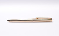 Stunning Rare Mint 1960s Pelikan M60 / 60 Type II Rolled Gold Fountain Pen 18K HEF Nib & Ballpoint Pen Set in Red Leather Pouch