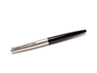 1960s PARKER 45 Standard Black & Stainless Steel Cap F Fine Nib Fountain Pen Made in England