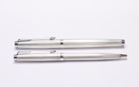 Mint 1990s PARKER 75 Grain d'Orge Barleycorn Silver Plated Made in France 14K F FIne Fountain & Ballpoint Pen Set In Box with Papers