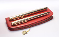 Stunning Rare Mint 1960s Pelikan M60 / 60 Type II Rolled Gold Fountain Pen 18K HEF Nib & Ballpoint Pen Set in Red Leather Pouch