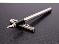 Vintage Pelikan Signum 520 Matte Stainless Steel F Fine Nib Cartridge Sturdy Fountain Pen
