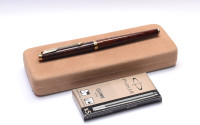 1980s Parker 180 Lacquer Woodgrain Thuya 14K Fine Nib Cartridge/Converter Fountain Pen Made In France