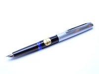 Pelikan Silvexa 21 (M21) 14K White Gold EF Nib Fountain Pen
