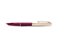 Rare & Unique 1970s WHITE FEATHER 71-2 Burgundy Red & Crosshatch Gold Cap Capillary Filling Cartridge EF 14K Gold Nib Fountain Pen