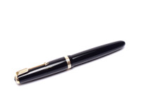 1950s PARKER DUOFOLD Senior Aerometric Made in England 14K Gold F Size Nib Black Celluloid Fountain Pen