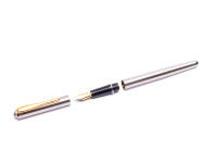 Rare Vintage Spanish INOXCROM F Fine Nib Polished Steel W/ Gold Plated Trims Fountain Pen