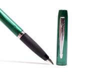 Vintage Chrome Trim Green Parker Reflex M Medium Size Nib Fountain Pen Made in UK