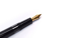 NOS 1980s West W. Germany Mint Rotring Renaissance 2nd Series Black Resin Piston Fountain w/ M Medium GP Nib