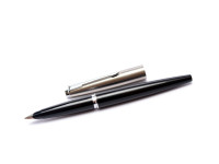 1960s Made in USA Parker 45 Student Black & Steel X EF/XF Nib Fountain Pen With Original Converter