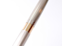  1998 Pelikan CELEBRY P595 Fine GODRON Faden Guilloche Lines Silver & Gold Plated Two Tone 18K Flex M Nib Fountain Pen 