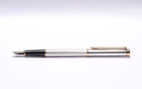 Rare Mint 1992 Pelikan New Classic P390 Barleycorn Texture Silver & Gold Plated Two Tone 18K Flex M Nib Fountain Pen