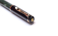Early version 1998-2003 Vintage Pelikan M200 Black & Green Marble M Medium Nib Piston Fountain Pen