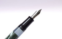 Early version 1998-2003 Vintage Pelikan M200 Black & Green Marble M Medium Nib Piston Fountain Pen