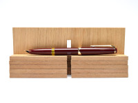 Rare Mint Large 1960s MONTBLANC No.14 Masterpiece Meisterstuck Burgundy Maroon Red Resin 14K Gold EF Flexible Nib Fountain Pen