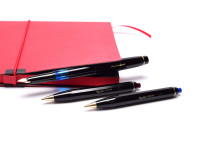 Rare New NOS 1970s 12 Sided Black Resin KAWECO Sport V16 & Two 619 EF Fountain & Two Ballpoint Red & Blue Pens Set in Box