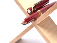 Rare Mint Large 1960s MONTBLANC No.14 Masterpiece Meisterstuck Burgundy Maroon Red Resin 14K Gold EF Flexible Nib Fountain Pen