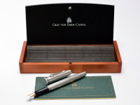 Stunning Oversize Graf von Faber-Castell Classic Collection Ribbed Platinum Plated and Barleycorn Section 18K Two Tone Semi Flex F Fine Nib Fountain Pen in Box