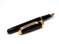 1999 Sheaffer Prelude Black Lacquer & Gold Fountain & Rollerball Pen Set in Leather Pouch Made for NATO's 50th Anniversary Summit