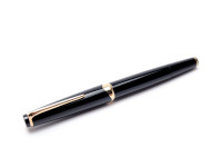 MONTBLANC No.12 Masterpiece Meisterstuck Black Resin 18K 750 Gold EF Nib Fountain Pen