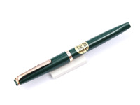  Reform 4383 Green Triangular Fountain Pen